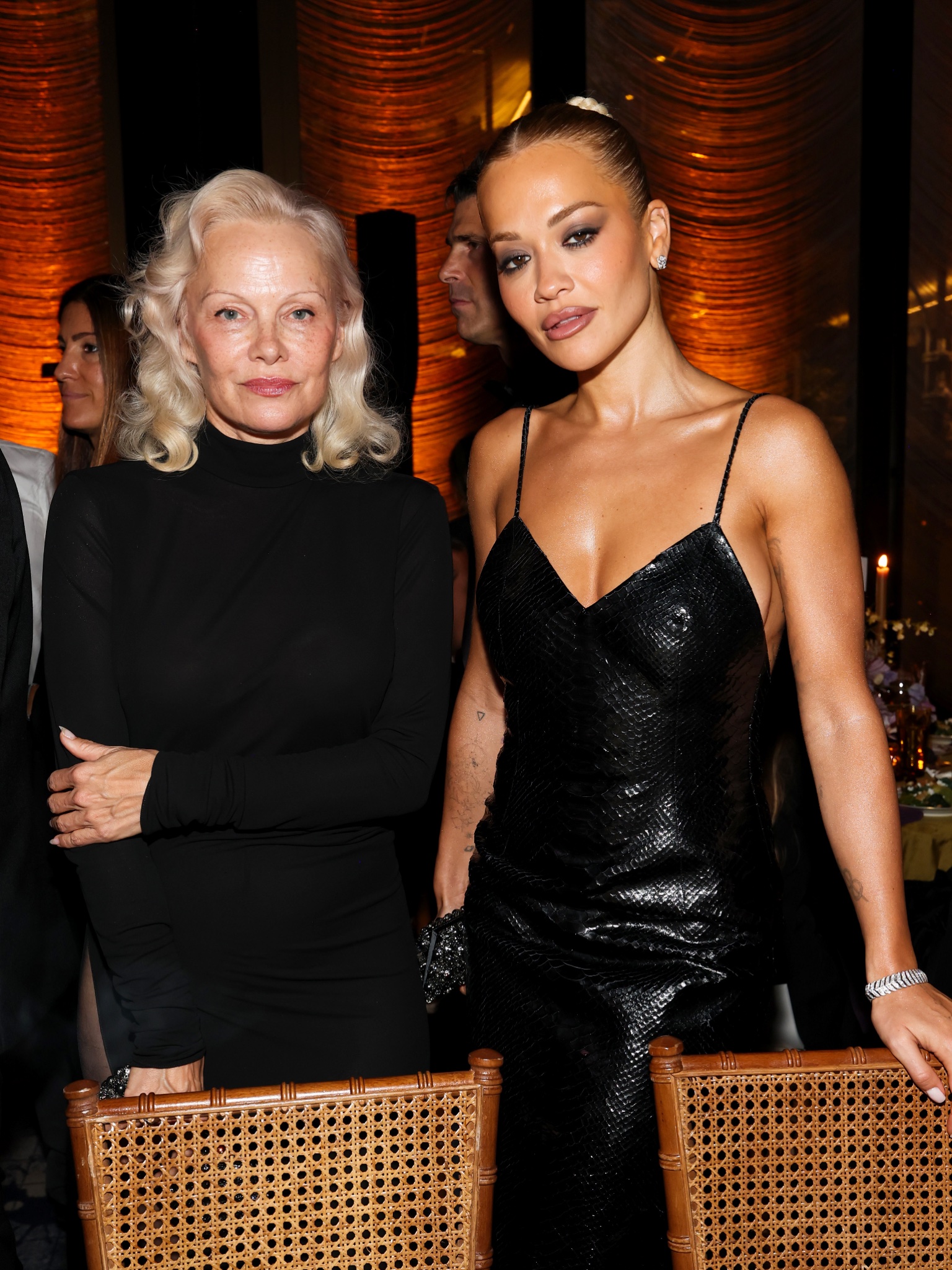 itgirlmx - Caring for Women - Pamela Anderson - Rita Ora